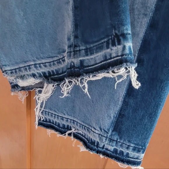 NEW Hudson Faye Jeans | Ultra High Rise Flare | Two-Tone Distressed Denim Sz 31 - Picture 15 of 16